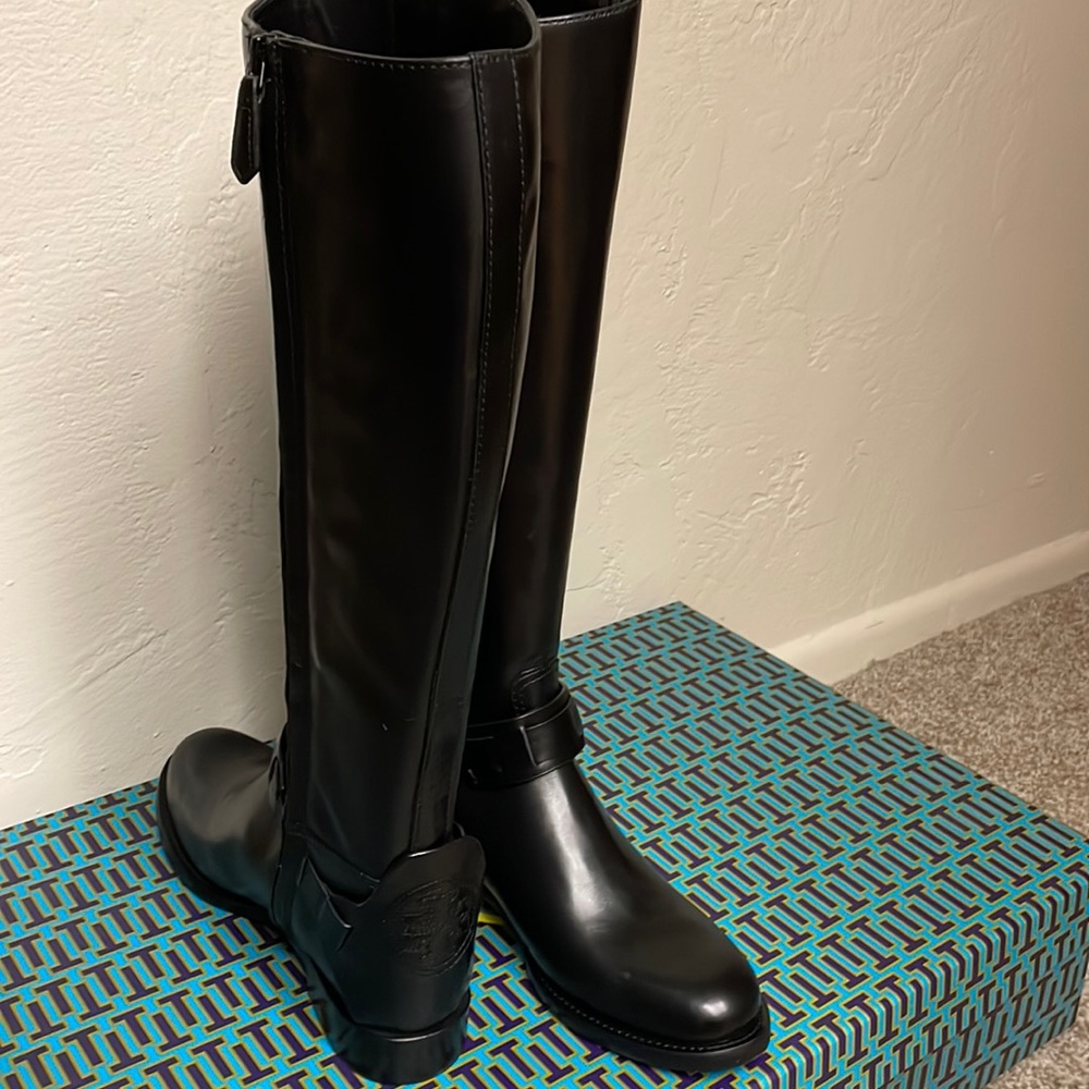 Bnwt Tory Burch riding boots